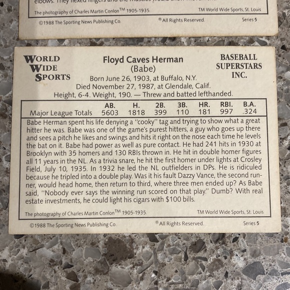 2 MINT RARE Hard to find Babe Herman and Delmer Baker MLB baseball cards - Picture 3 of 8